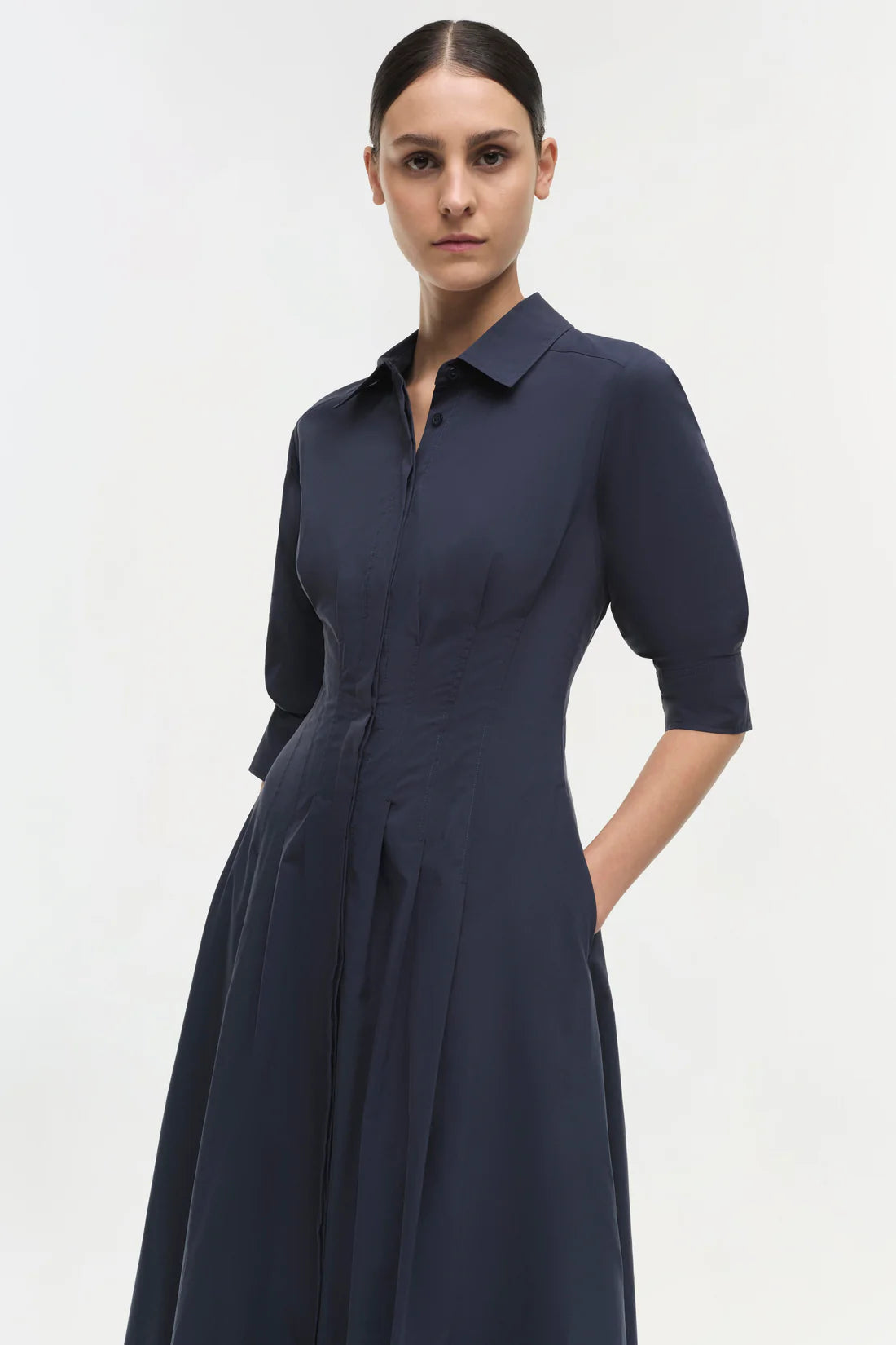 Jazz Pintuck Midi Dress in Midnight