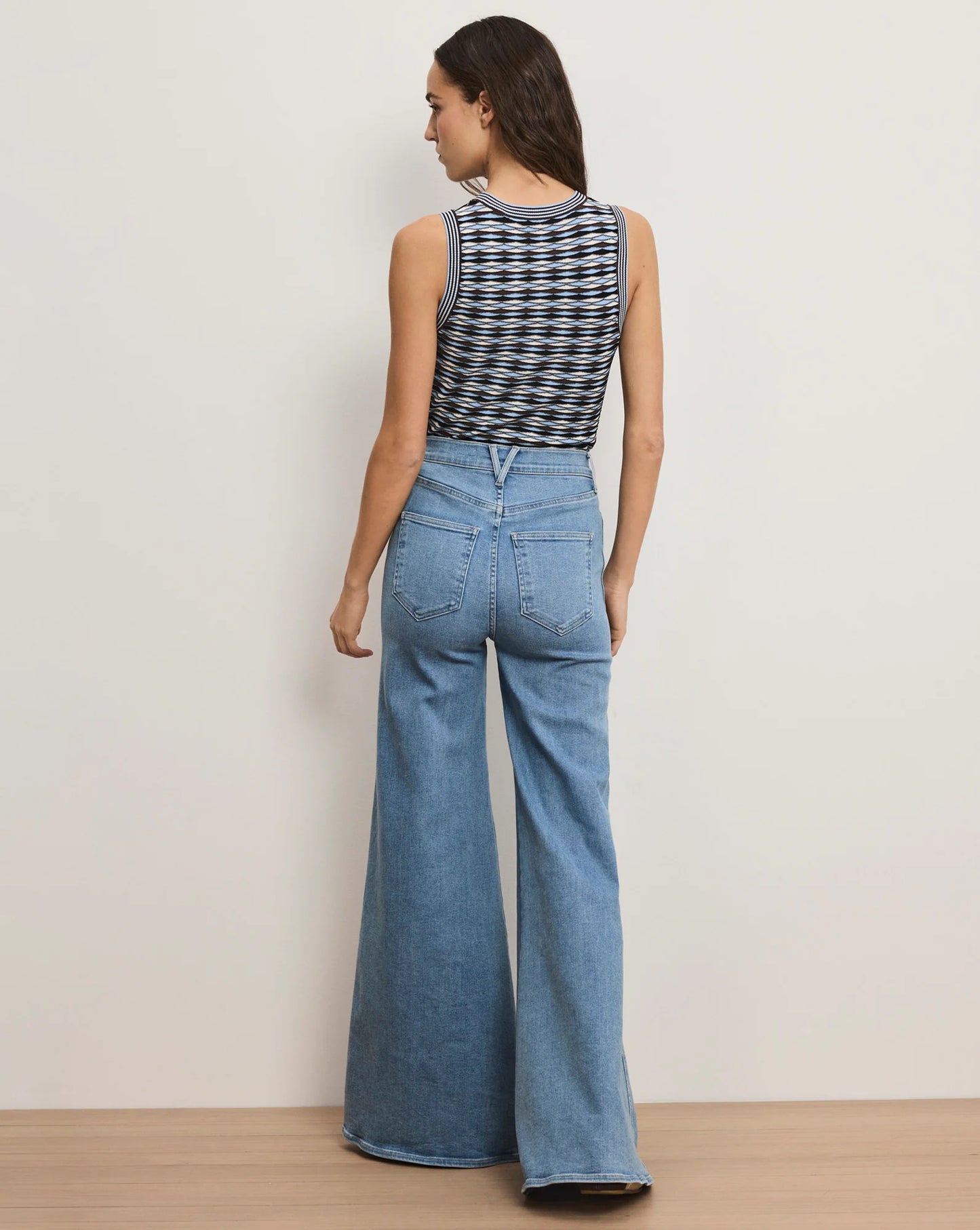 Jesse Ultra-Flare Jean in Big Splash