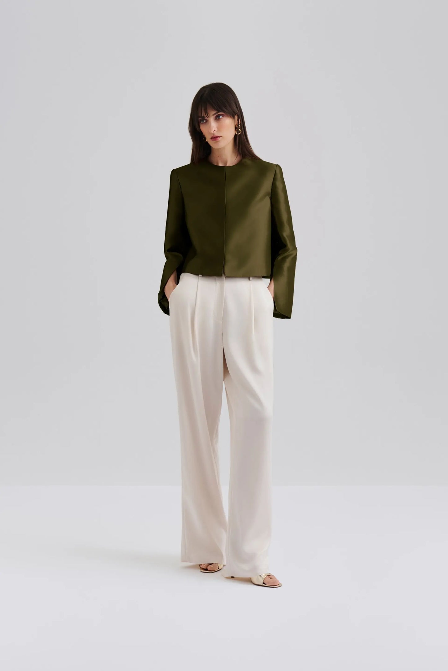 Ruthie Blouse in Olive