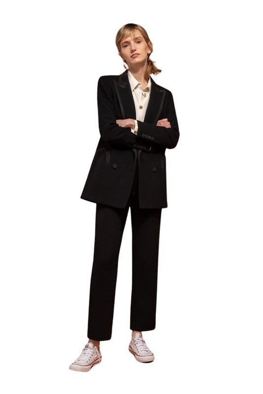 Resolute Everyday Blazer in Black