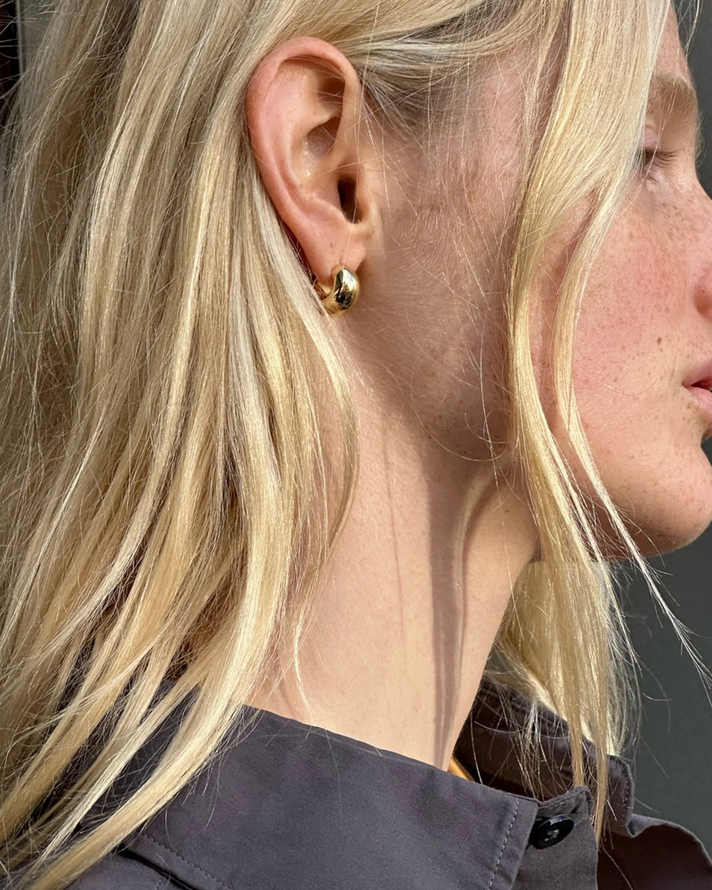 The Simone Earrings in Gold
