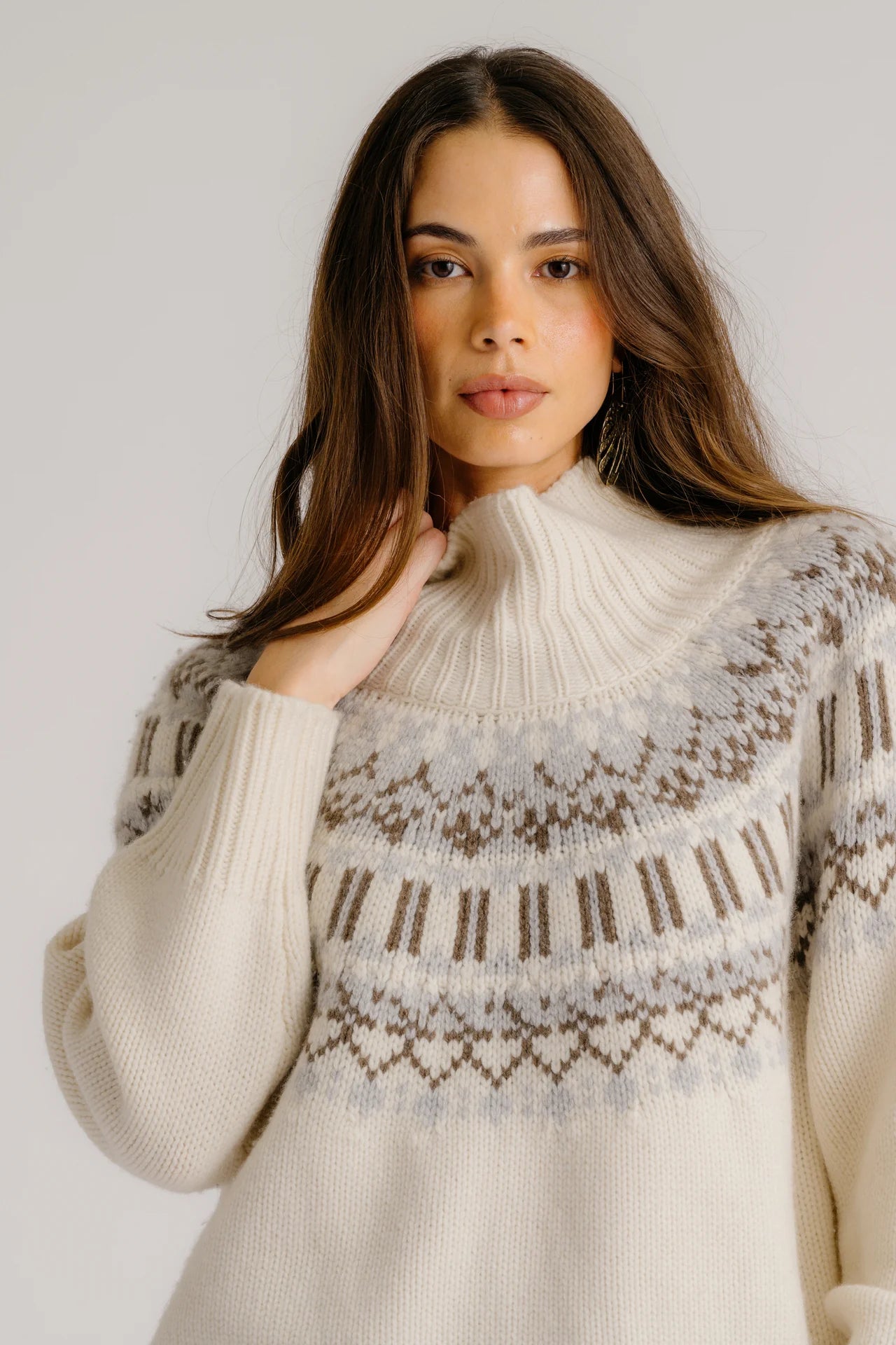 Scottie Slouchy Fair Isle Cashmere Mock Neck in Gardenia Fair Isle