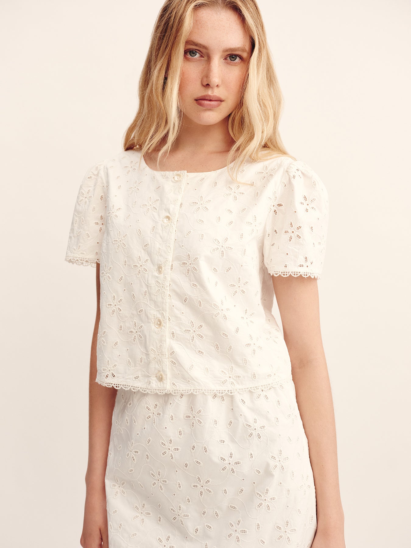 Salma Mini Skirt in Vintage White