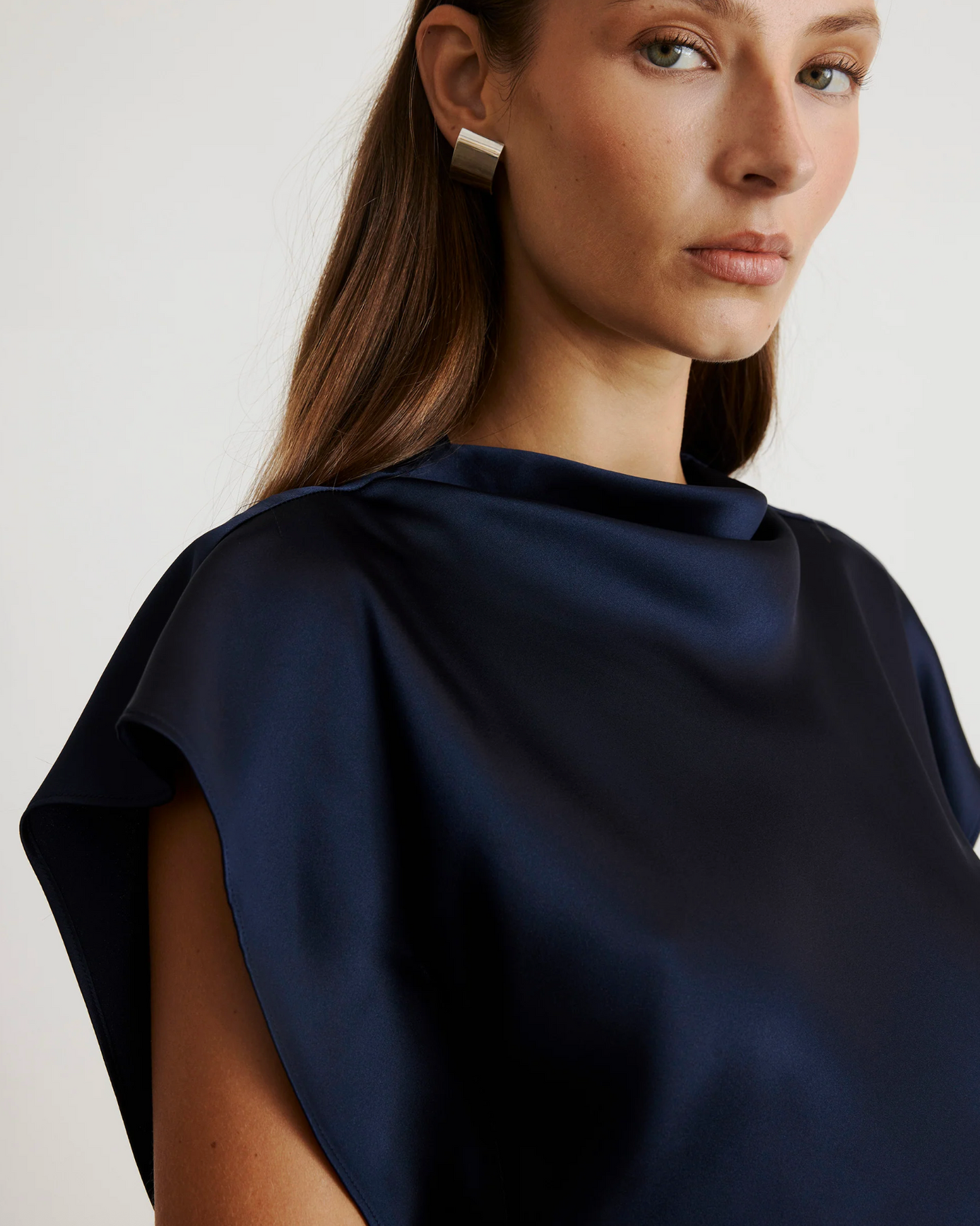 Adrien Top in Anthracite