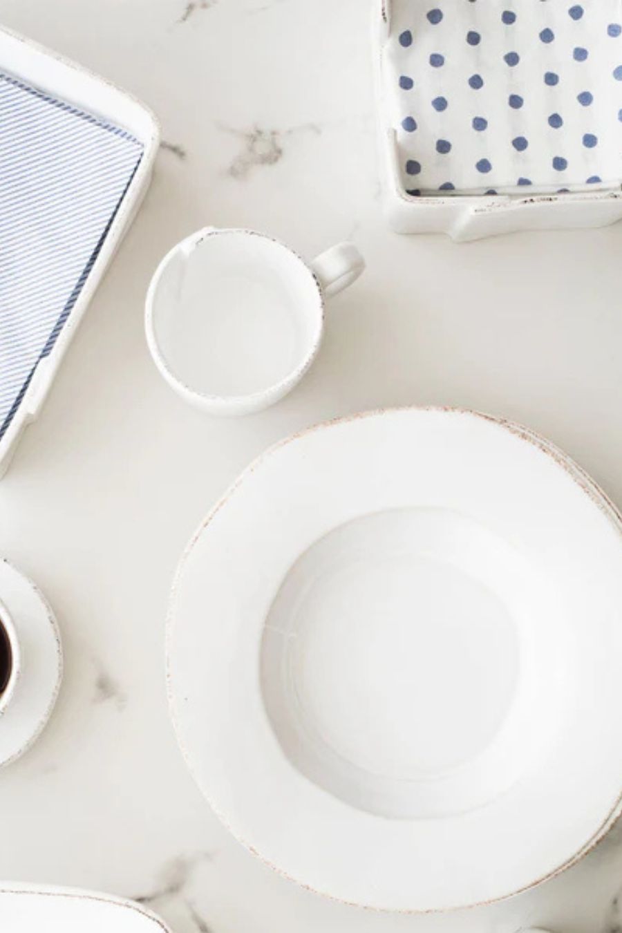 Papersoft Dinner Napkins in Dot Blue