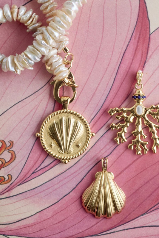 STRONG Clamshell Original Pendant Coin Necklace