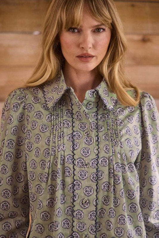 James Shirt in Navy Bird Block