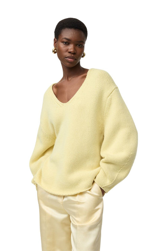 Puff Sleeve V-Neck in Honeydew Yellow