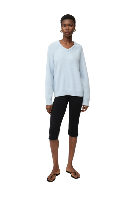 Oversized V-Neck in Ice Blue