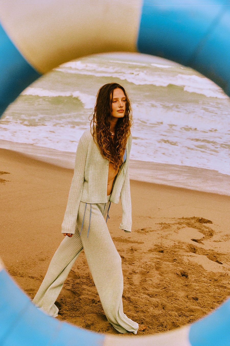 De Castro Clothing | Artisan Craftsmanship & Modern Feminine Style | Bunny & Babe Bunny and Babe Winnetka De Castro Clothing | Artisan Craftsmanship & Modern Feminine Style | Bunny & Babe Bunny and Babe Winnetka