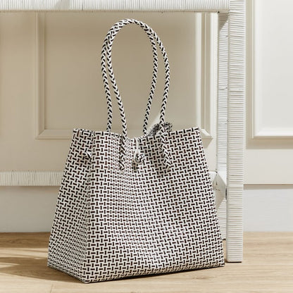 Izmir Large in Brown/White Recycled Plastic