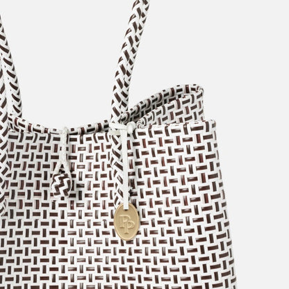 Izmir Large in Brown/White Recycled Plastic