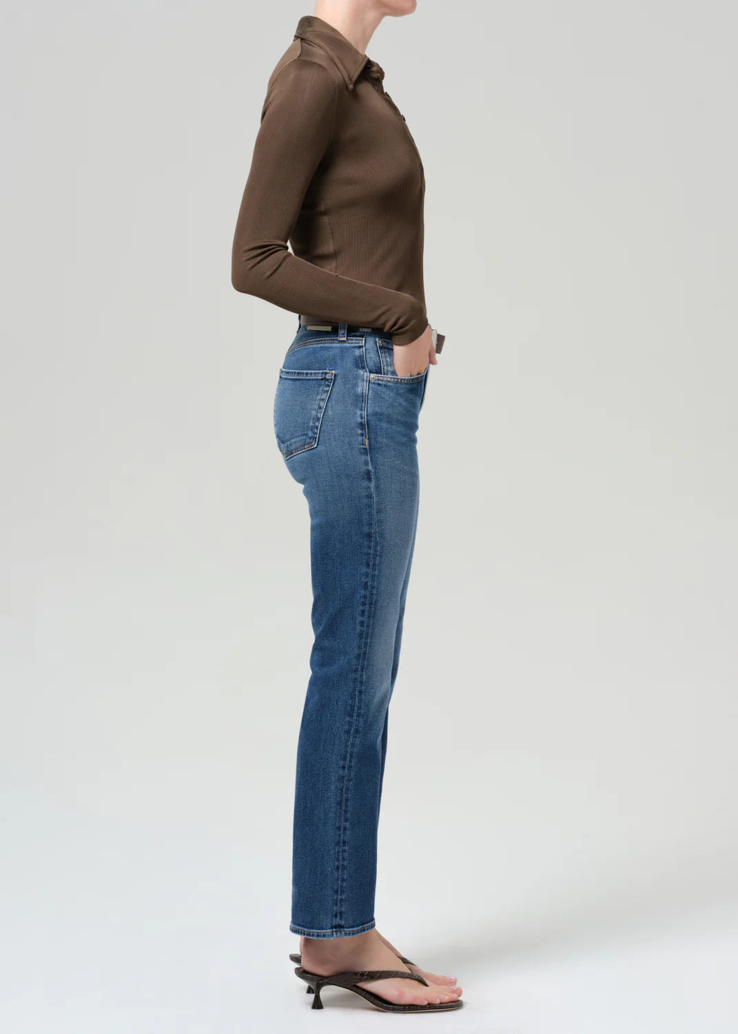 Goldie Kick Flare in Allister