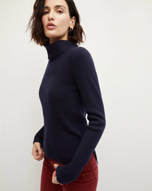 Jurnee Cashmere Turtleneck in Navy