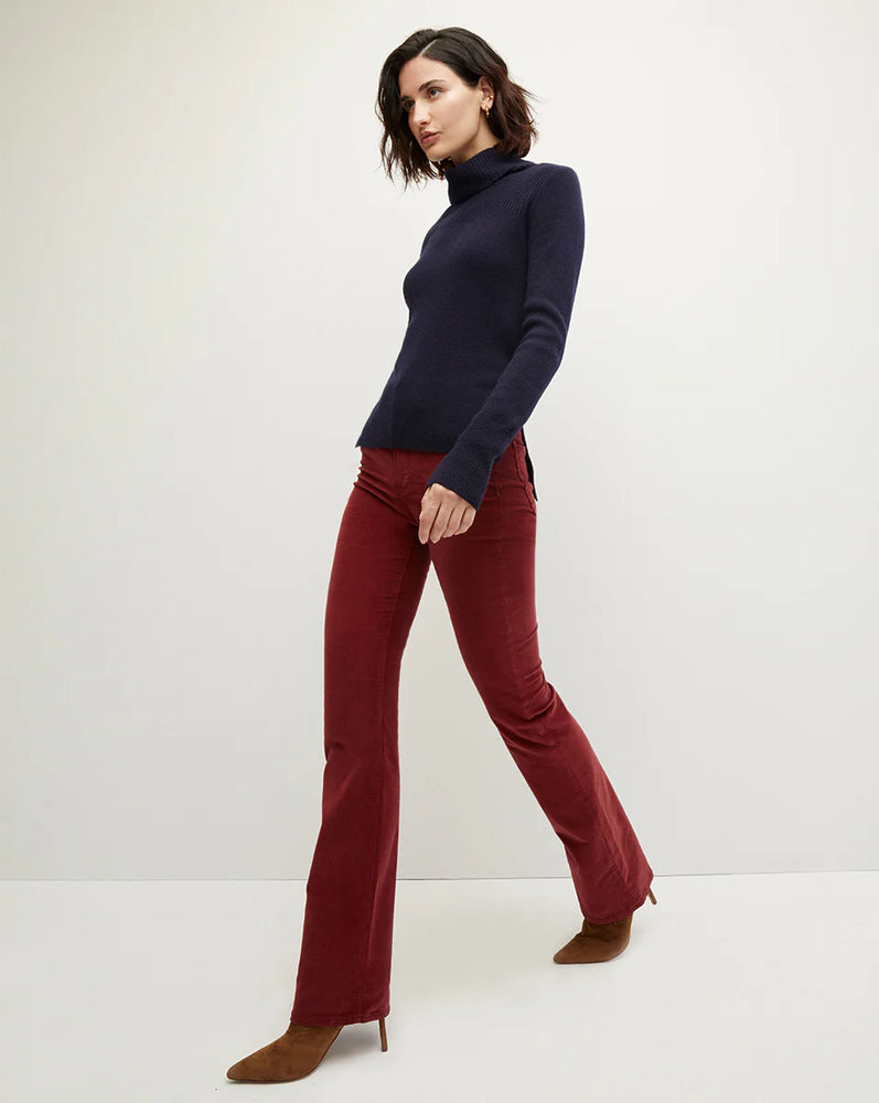 Jurnee Cashmere Turtleneck in Navy