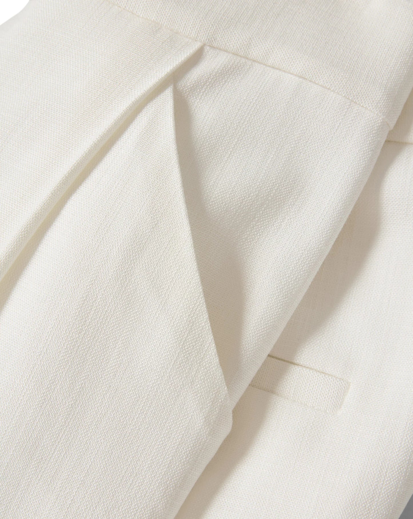 Marbeau Pleated Short in Dove