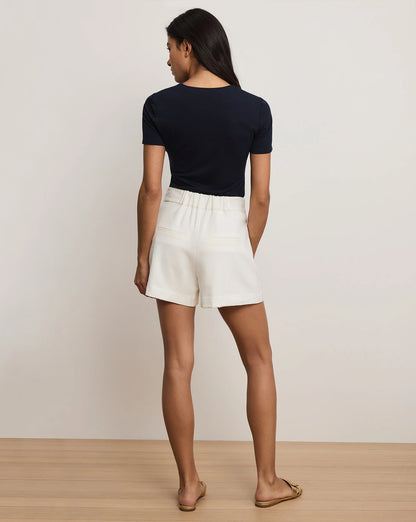 Marbeau Pleated Short in Dove