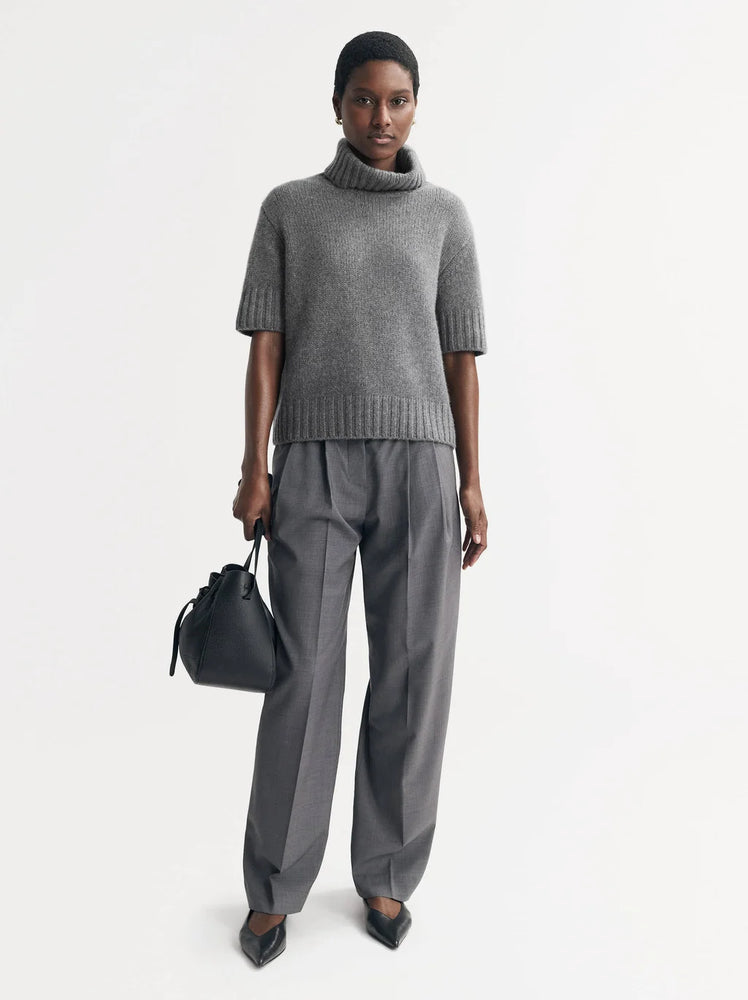 Short Sleeve Turtleneck in Grey