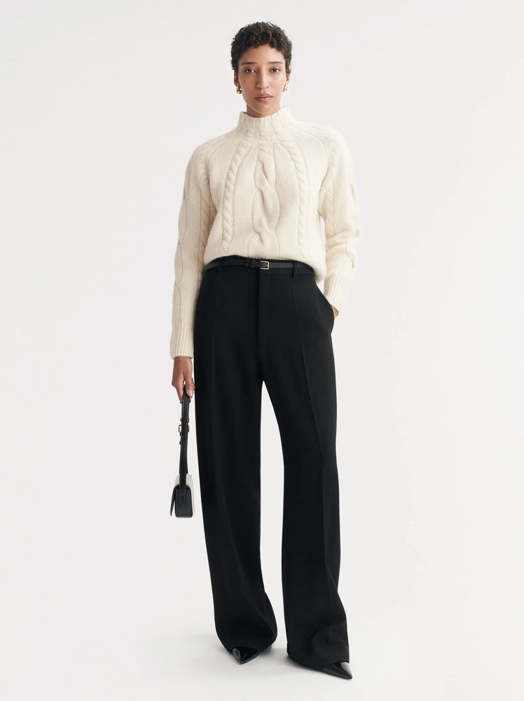 Chunky Cable Turtleneck in Feather White