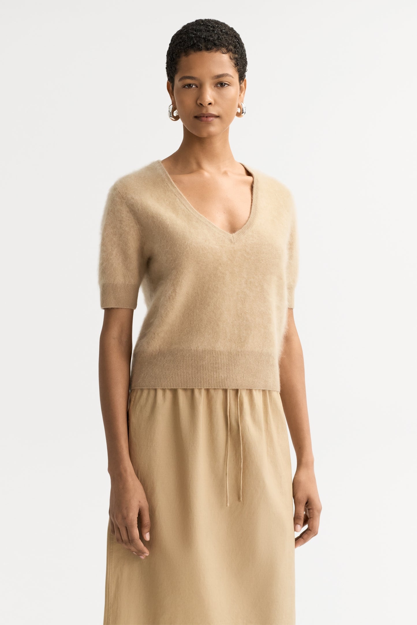 Brushed V-Neck T-Shirt in Camel