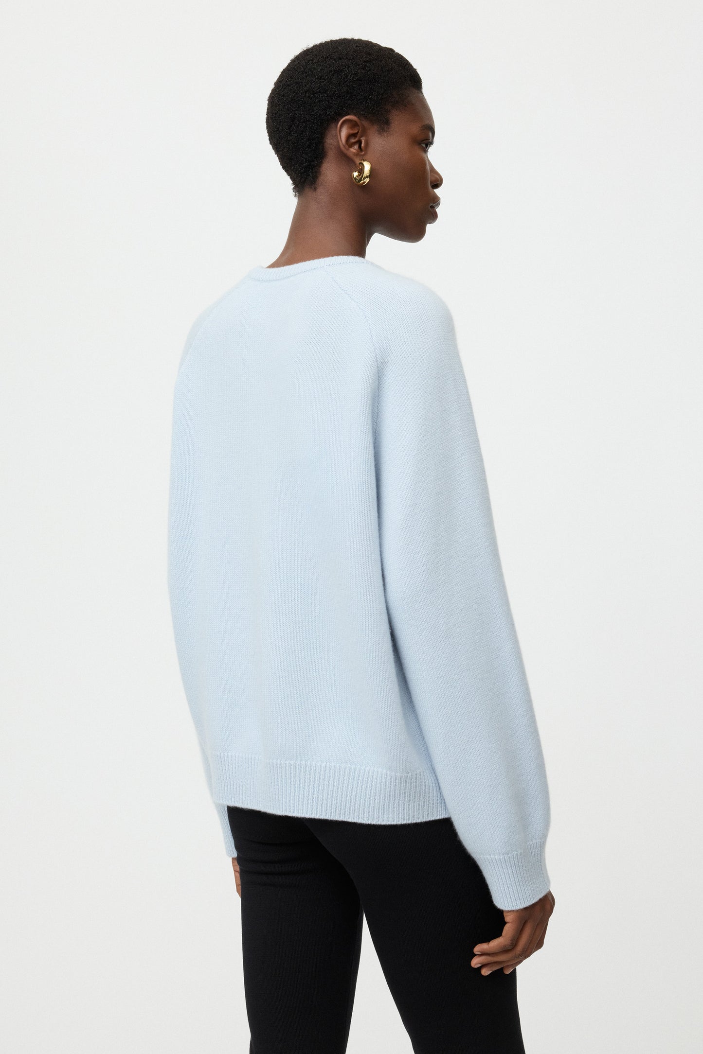Oversized V-Neck in Ice Blue