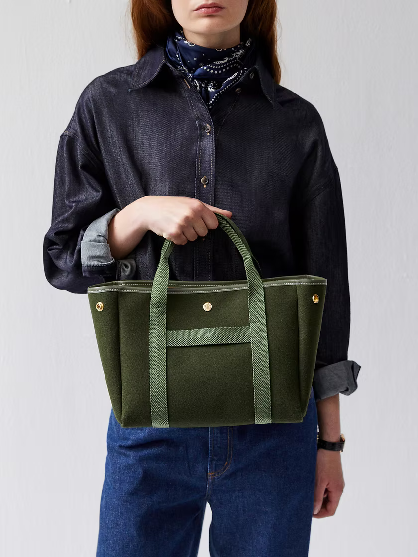 Traversée Whip Olive Flannel (S, M, or L)