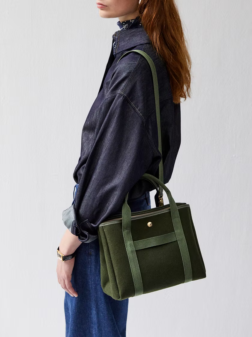 Traversée Whip Olive Flannel (S, M, or L)