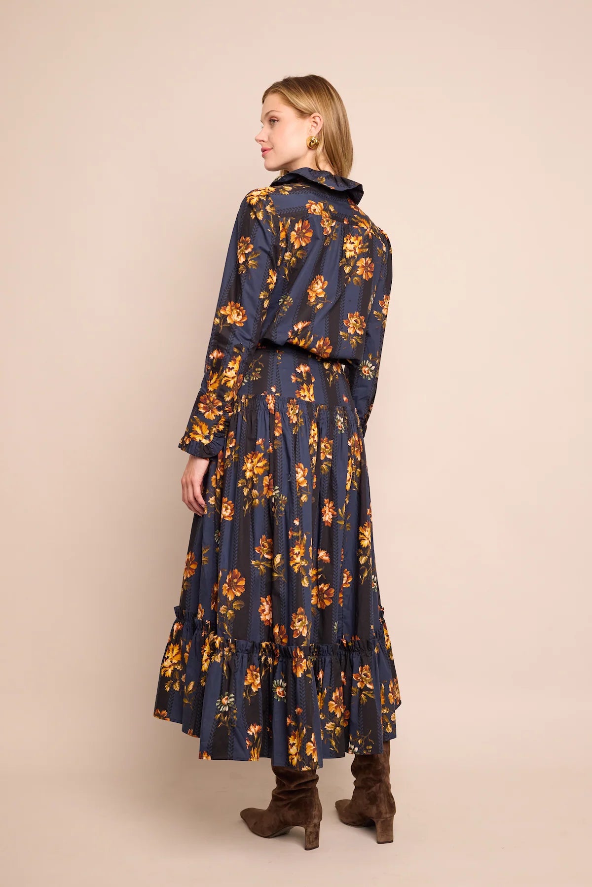Tisbury Skirt in Amour Flora Navy