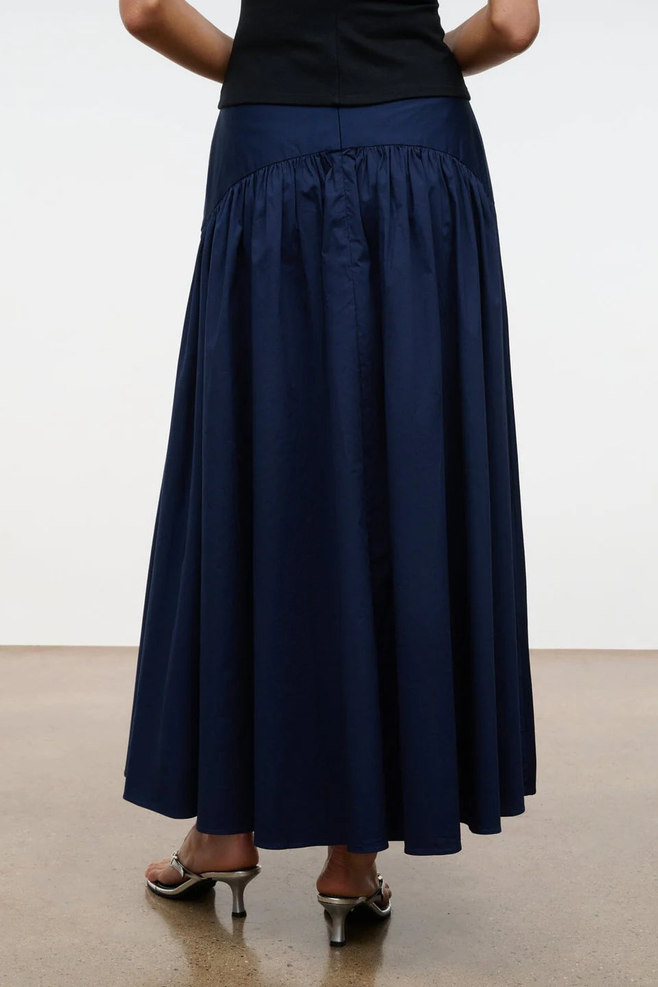 Procida Skirt in Navy