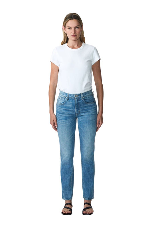 Virginia Slim in Sweet Thing