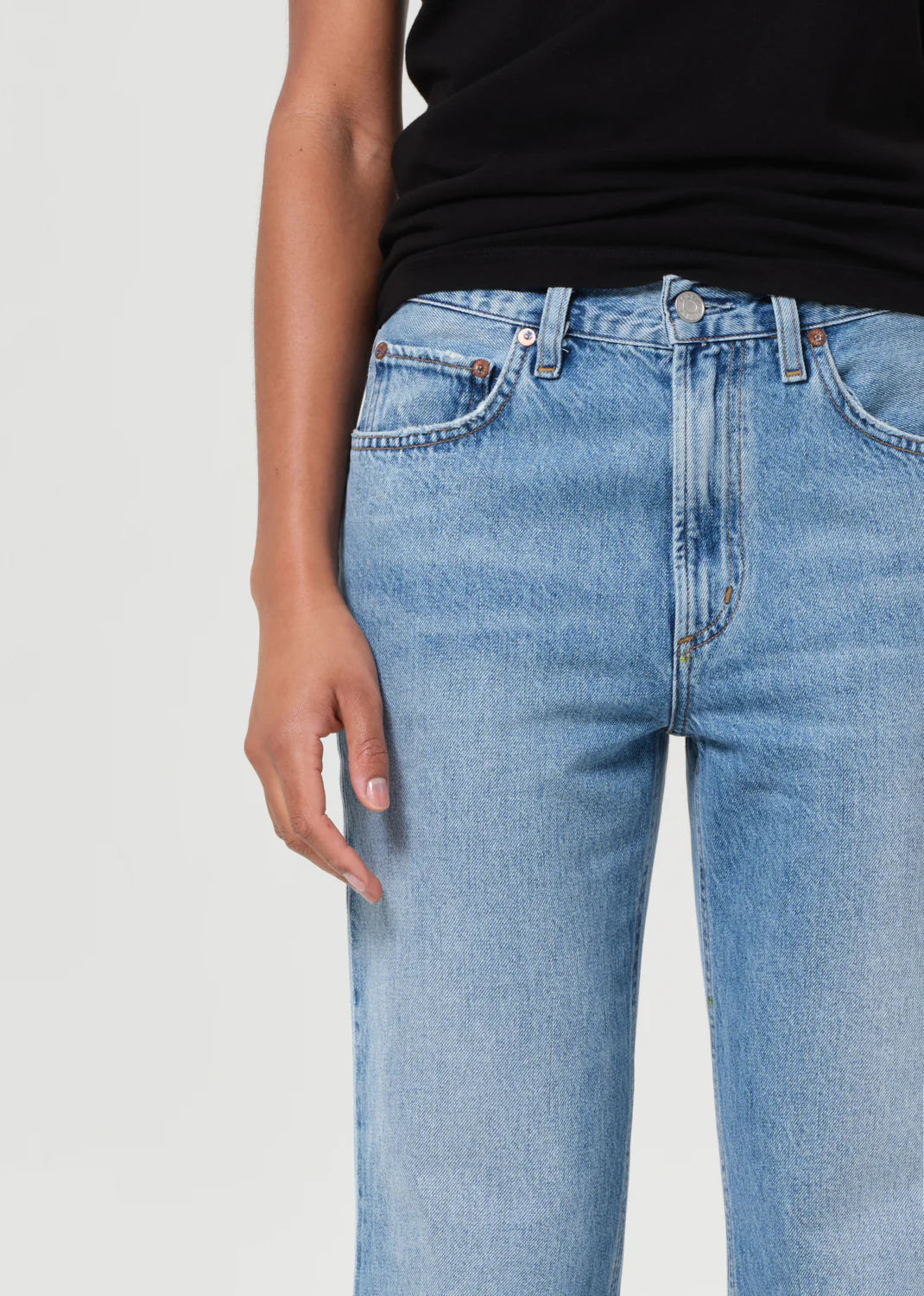 Valen Jean in Device