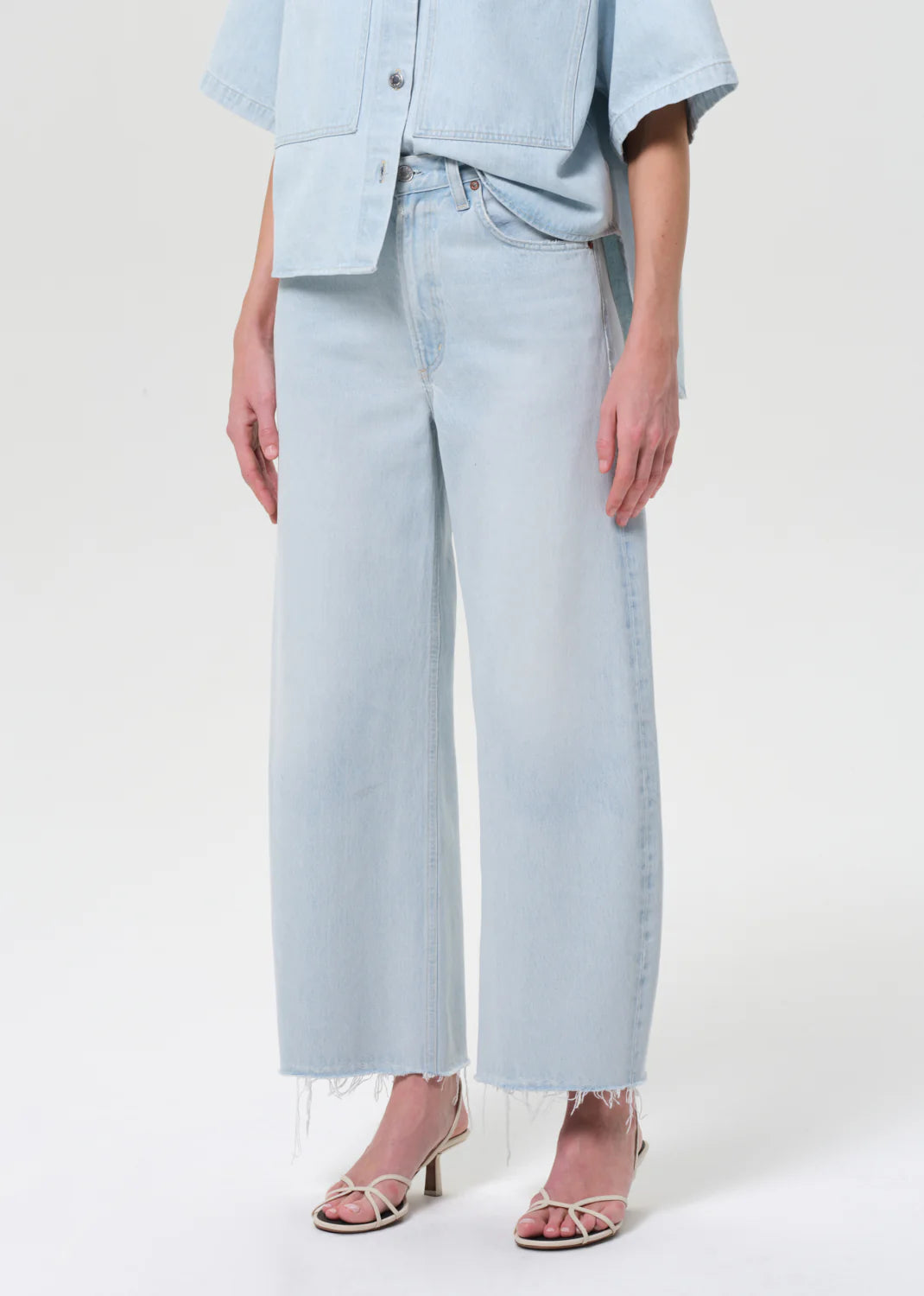 Low Curve Fray in Flourish