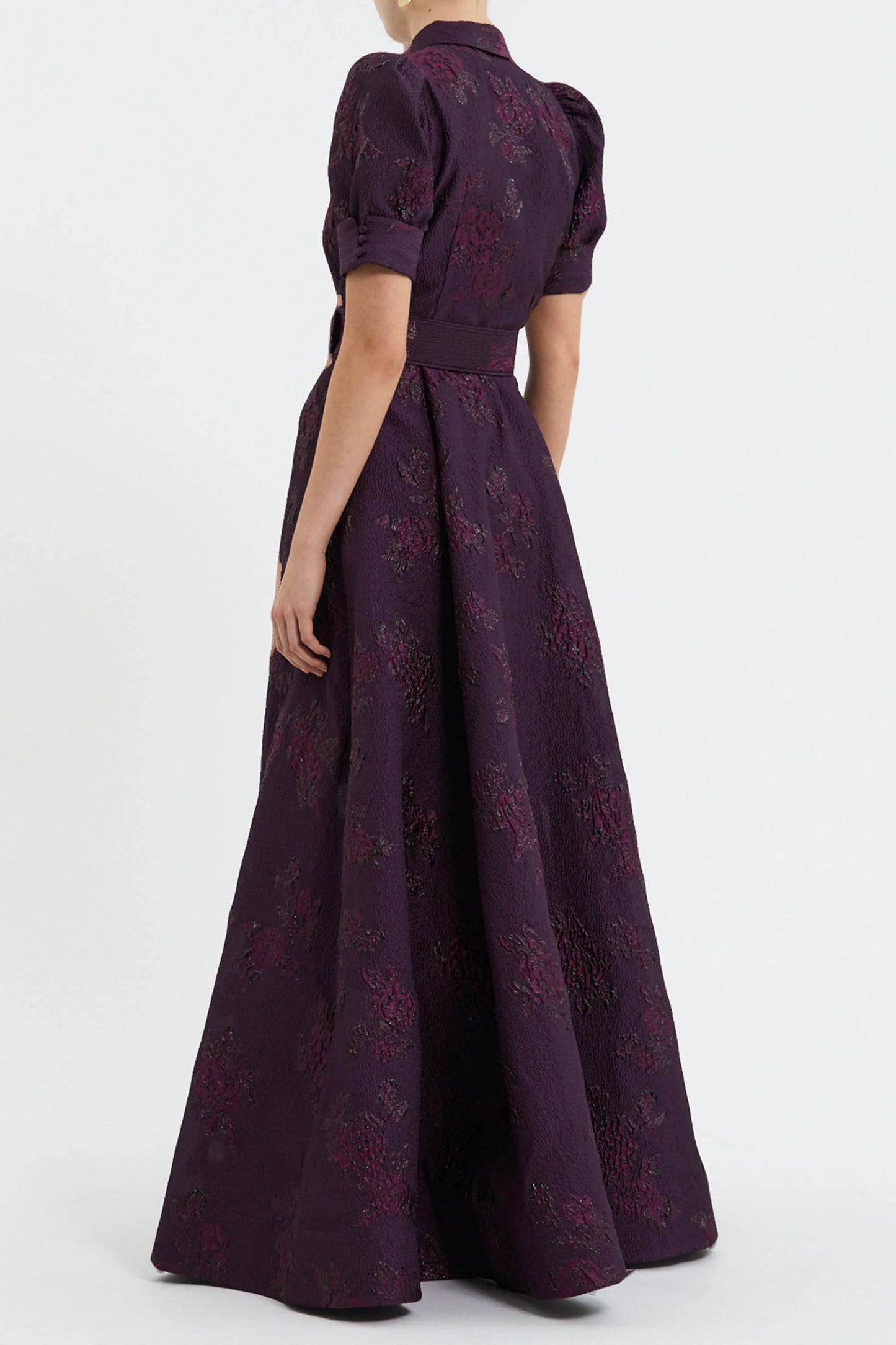 Afina Short Sleeve Gown in Blackberry