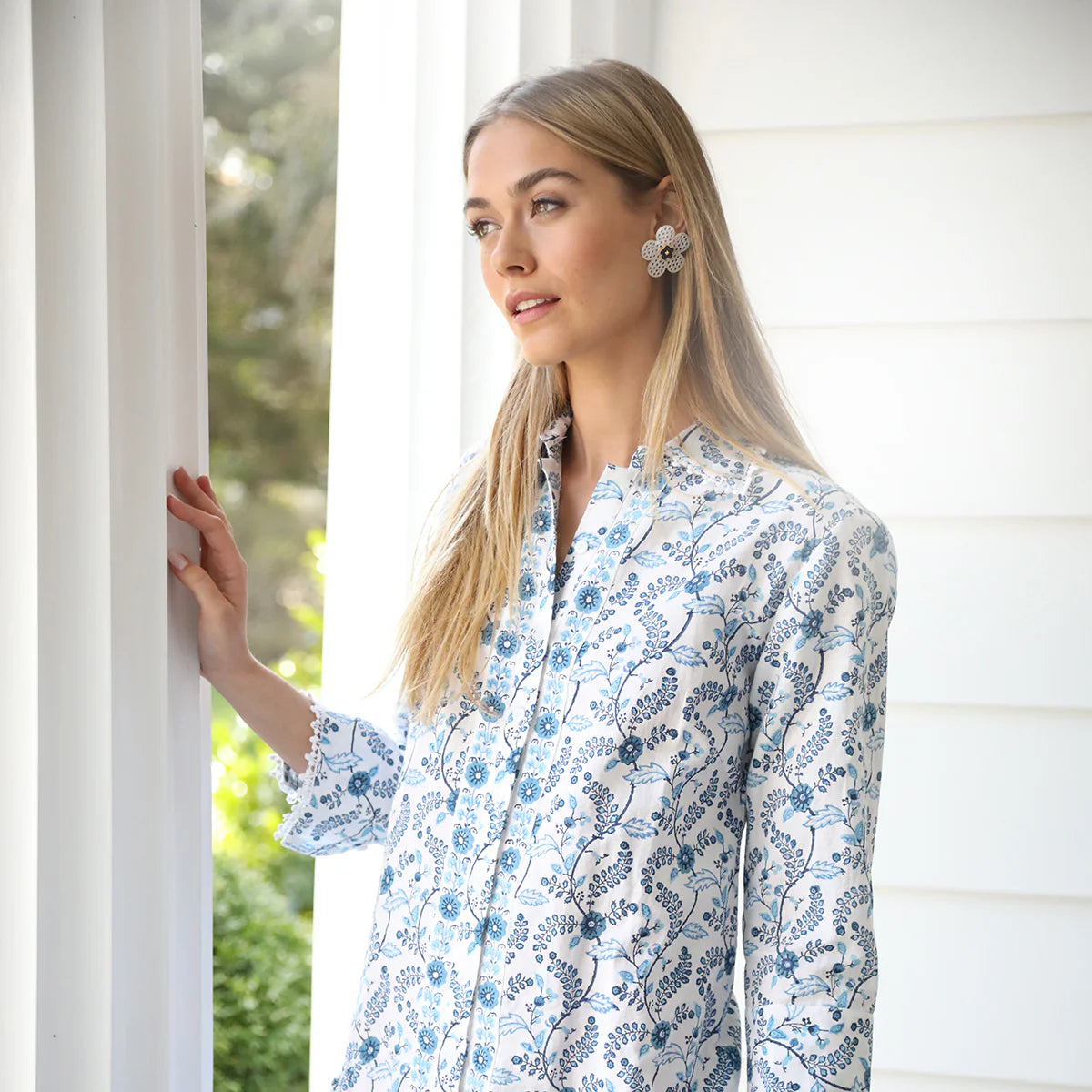 Brigitta Stud in Navy