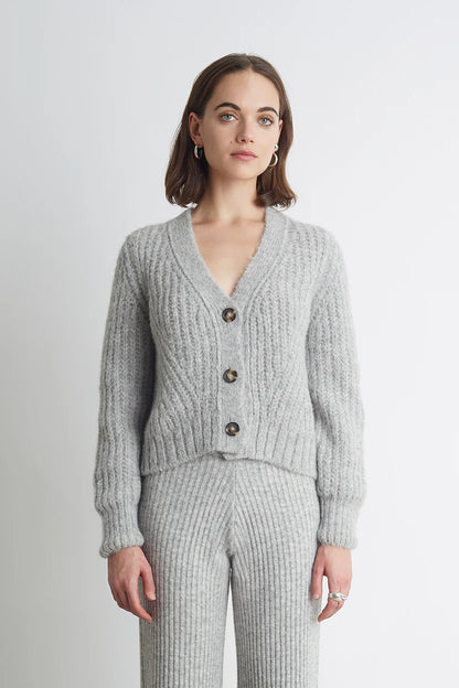 Sara Cardi in Pale Grey Melange