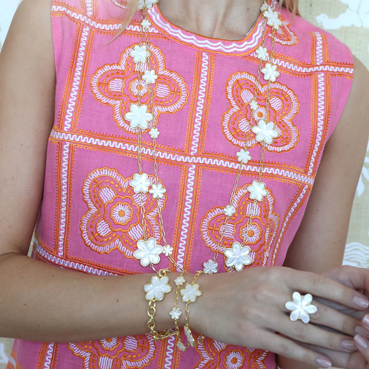 Eadie Necklace