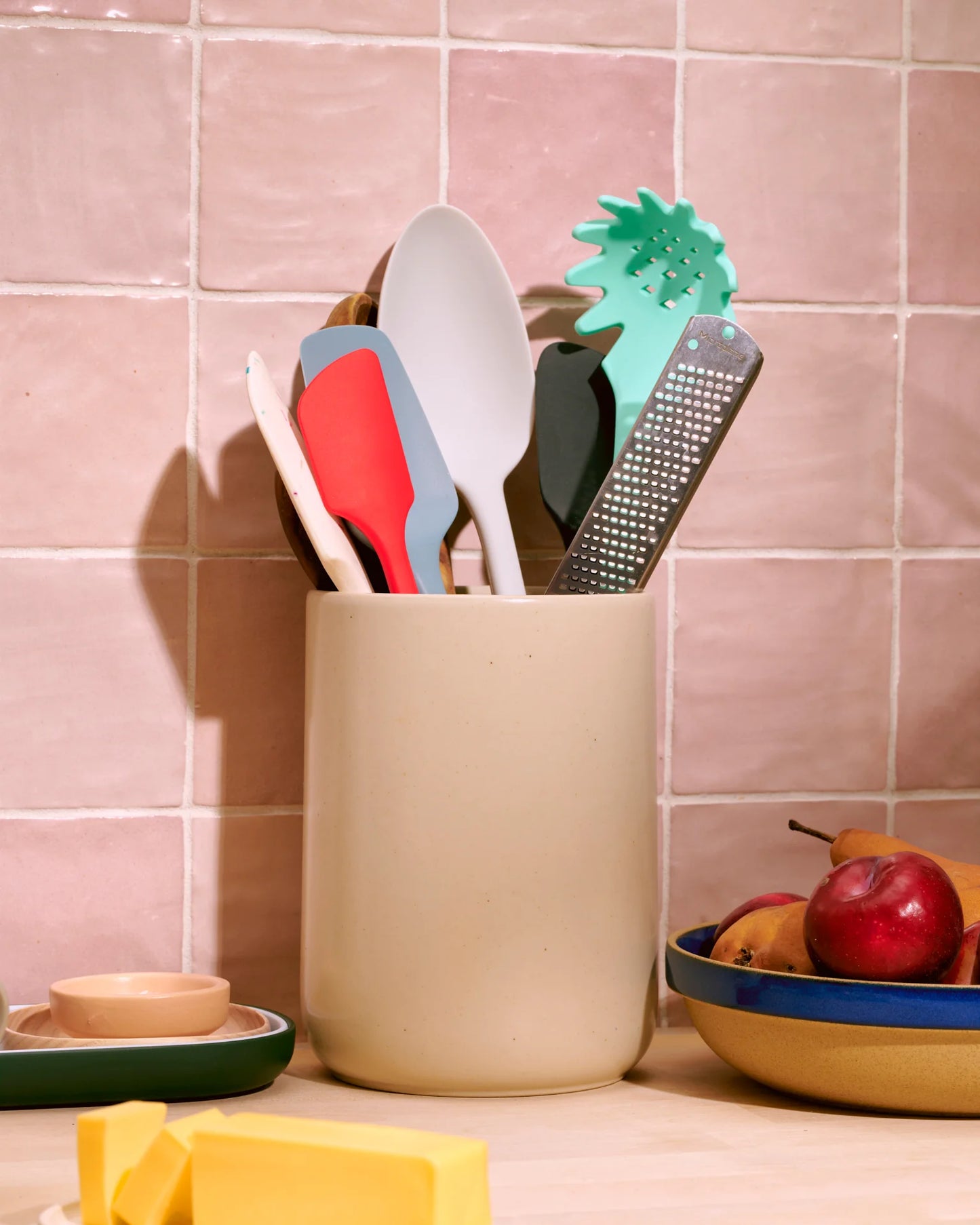 GIR Ultimate Spatula in Red