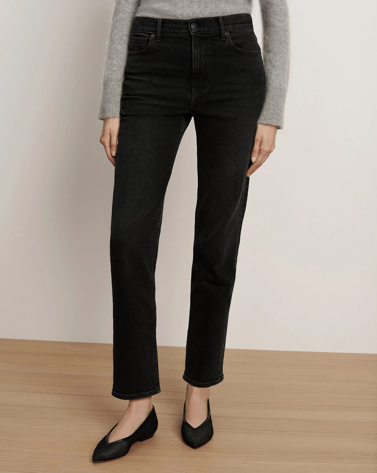 Leah Straight-Leg Jean in Washed Onyx