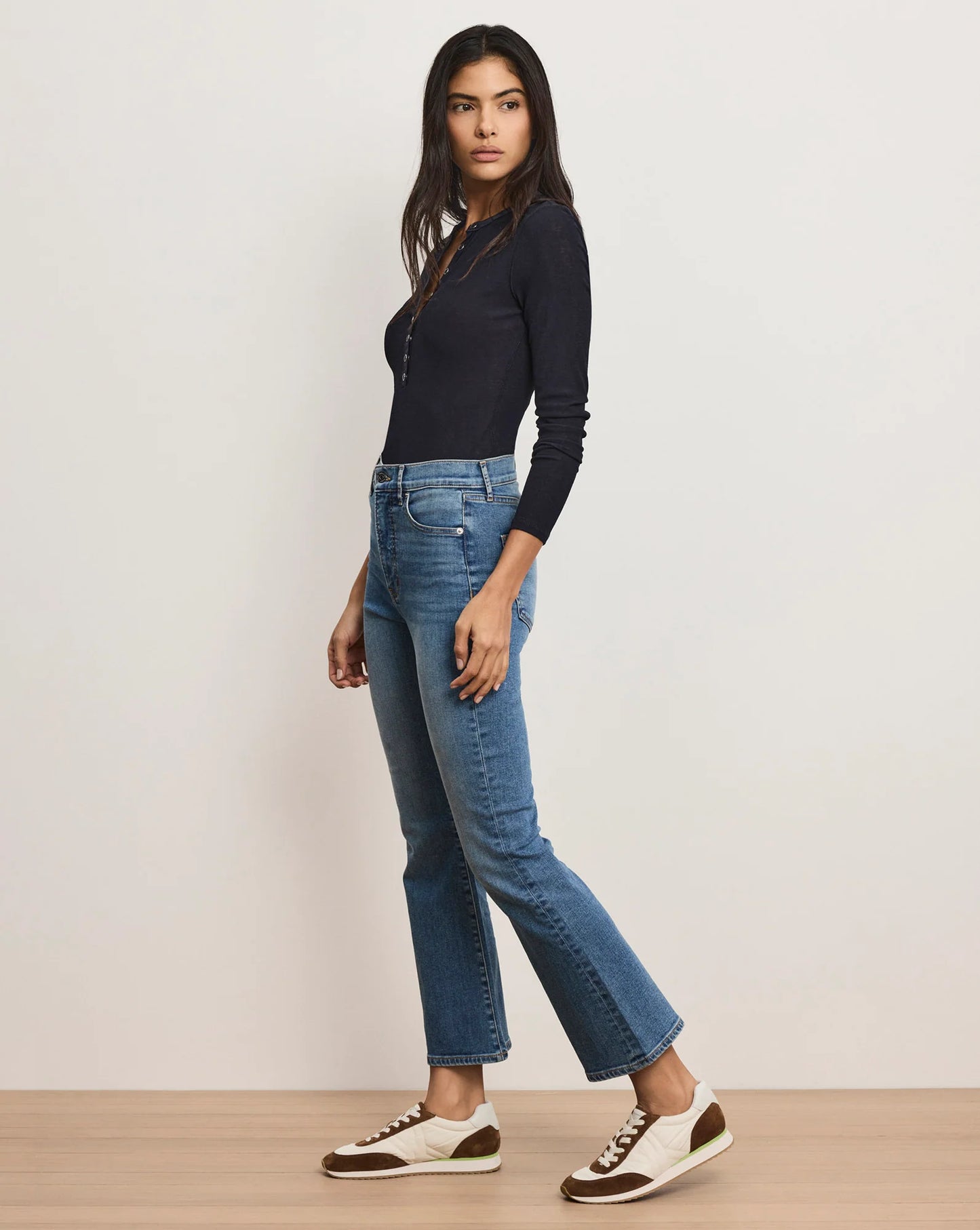 Carson Kick-Flare Jean in French Kiss