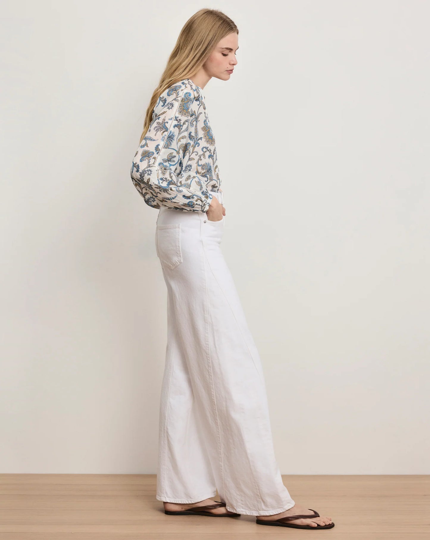 Vicki Extra-Wide-Leg Jean in White