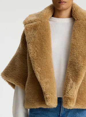 
            
                Load image into Gallery viewer, Kat Faux Sherpa Jacket in Carmello
            
        