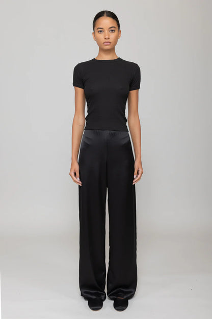 Kelly Slim Fit Tee in Black