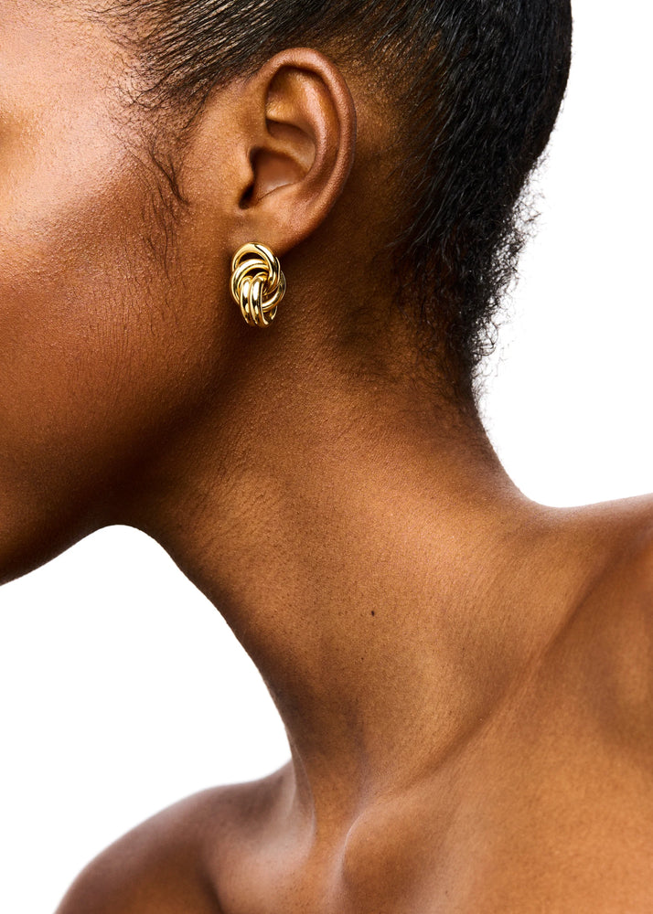 The Vera Earrings in Gold