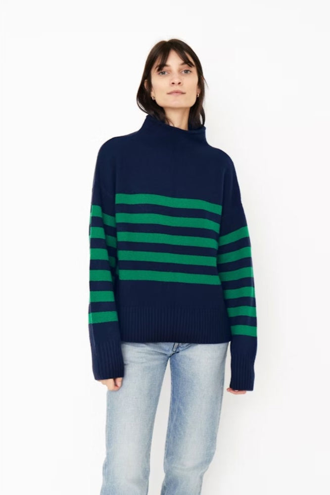 The Lucca in Navy and Green