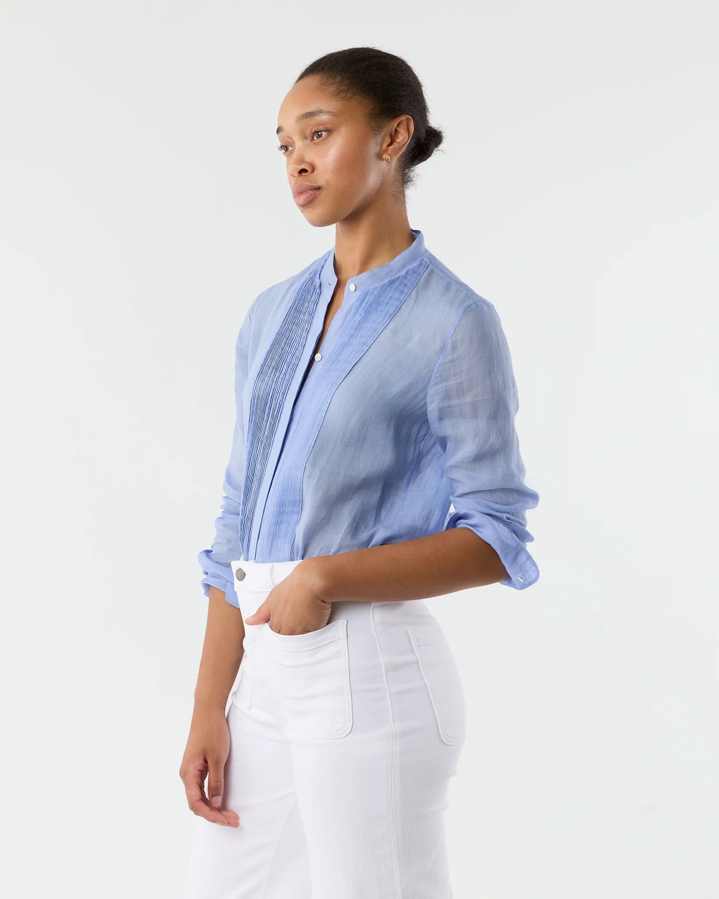 Alden Shirt in Cornflower Featherweight Ramie