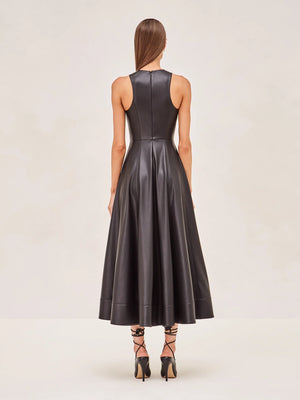 
            
                Load image into Gallery viewer, Soline Dress in Noir
            
        