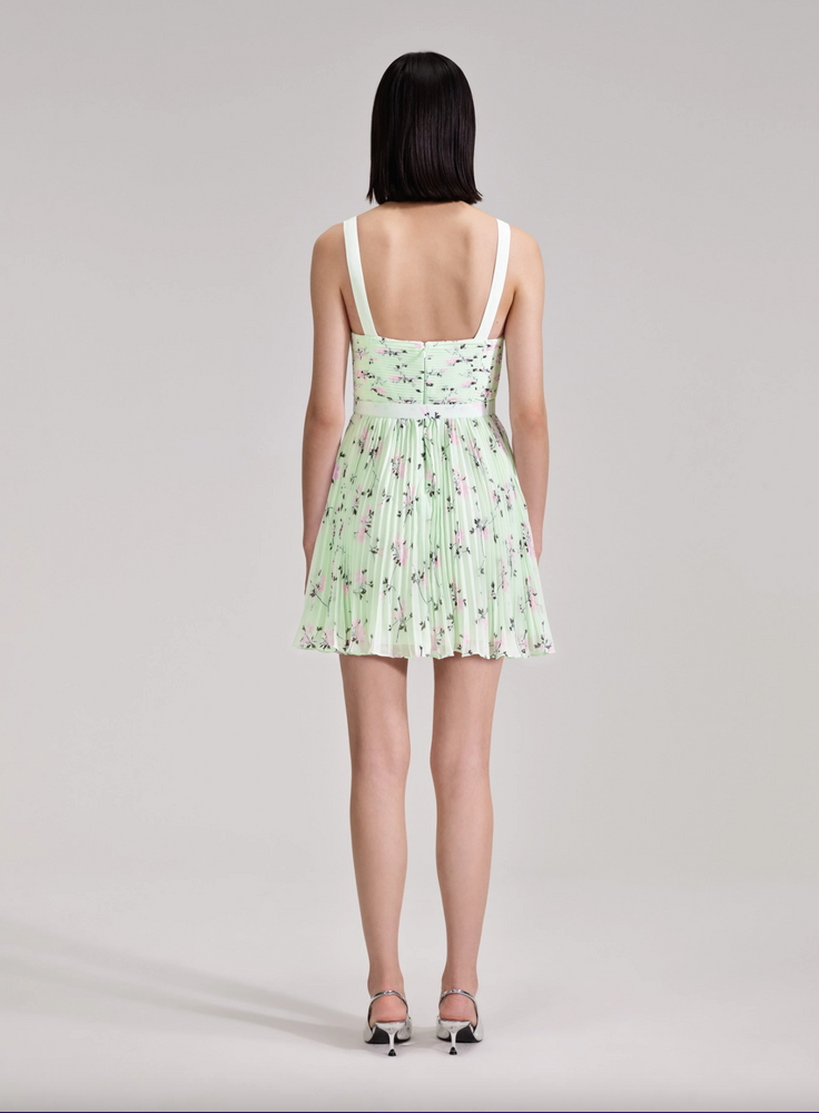 
            
                Load image into Gallery viewer, Green Floral Print Mini Dress
            
        