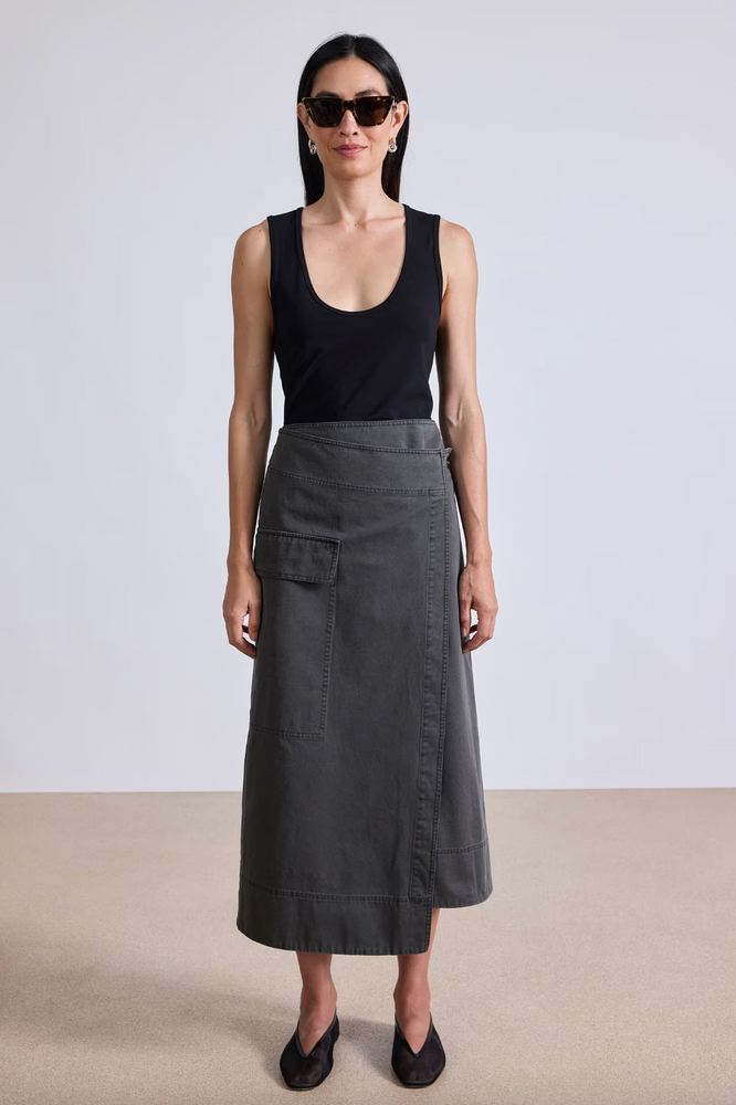 Lassi Midi Cargo Skirt in Deep Olive