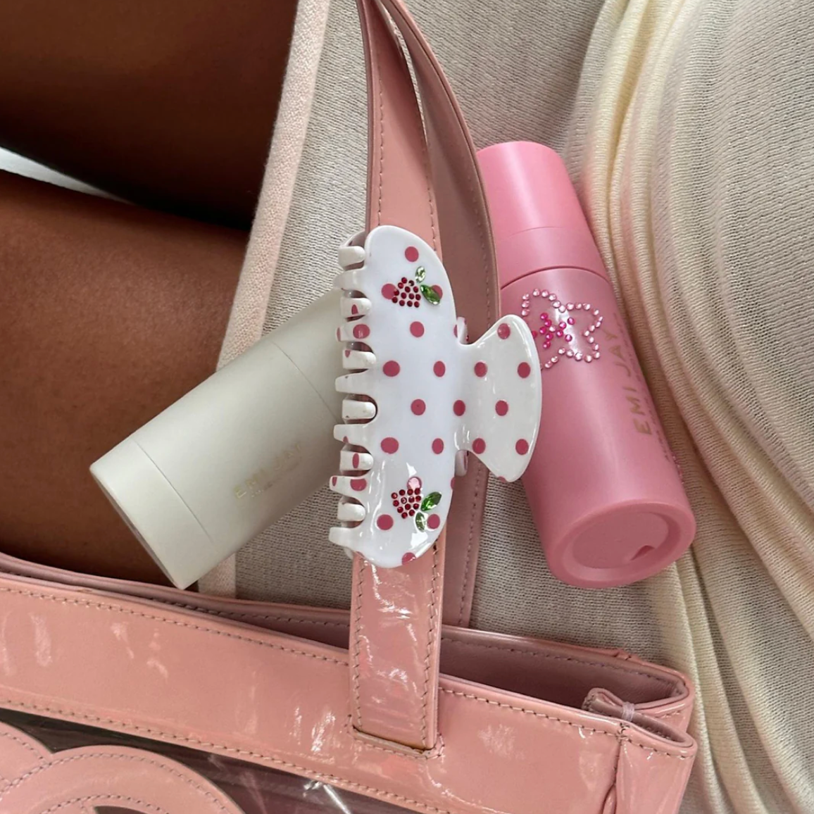Sweetheart Clip in Coconut Berry Dot