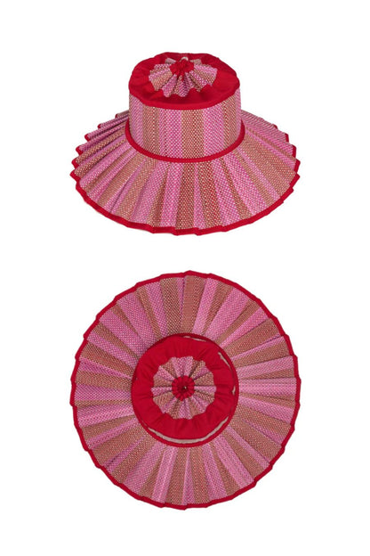 Love Heart Island Capri Hat in Berry